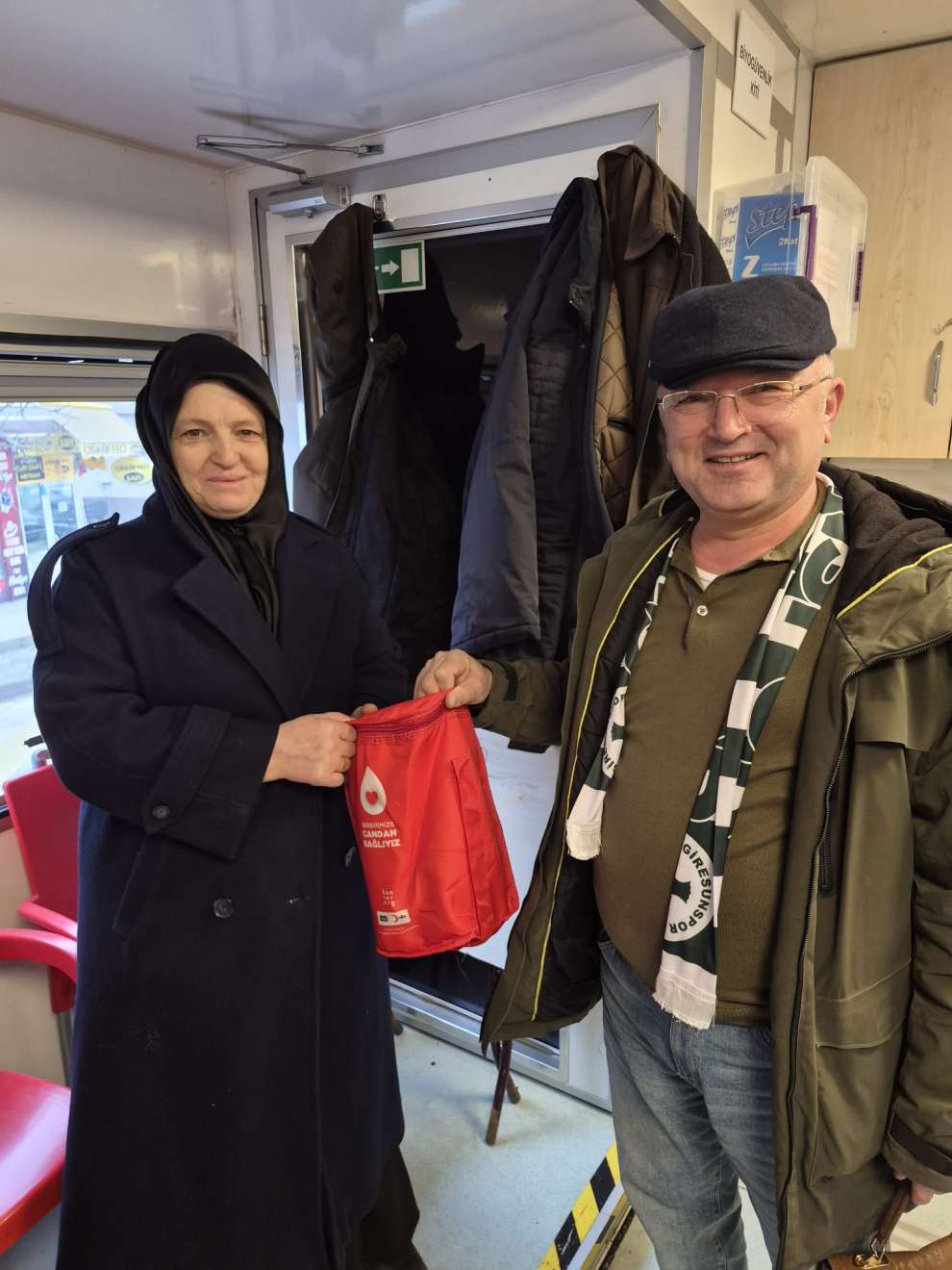 Yağlıderelilerden rekorlu velezzetli iyilik hareketi !