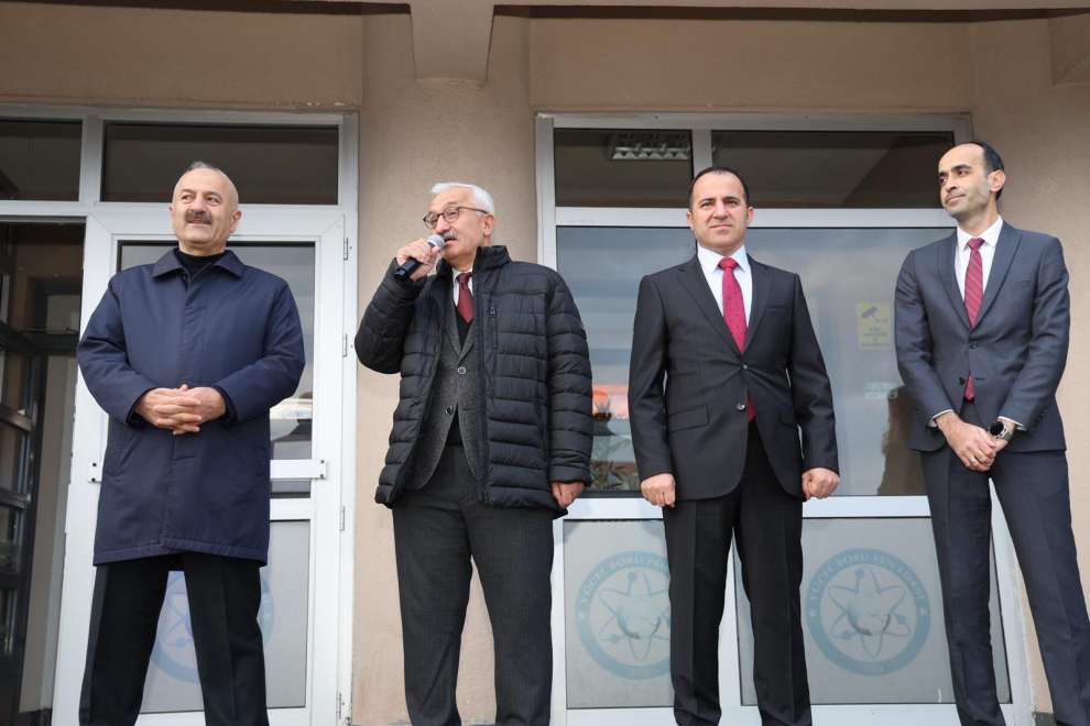 Yücel Boru Fen Lisesi’nde Bayrak Töreni