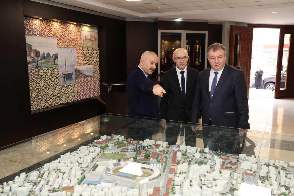 Zinnur Büyükgöz Shumen Belediye Başkanı Kristov’u Ağırladı