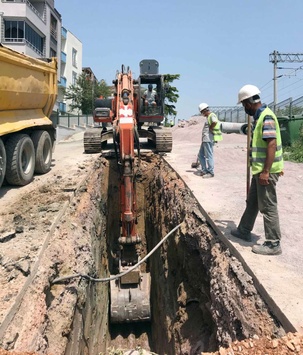 İSU, Körfez ilçesi Fatih ve Güney mahallelerinin içmesuyu, kanalizasyon ve yağmursuyu altyapı eksiklerini gidermek için çalışmalara başladı.