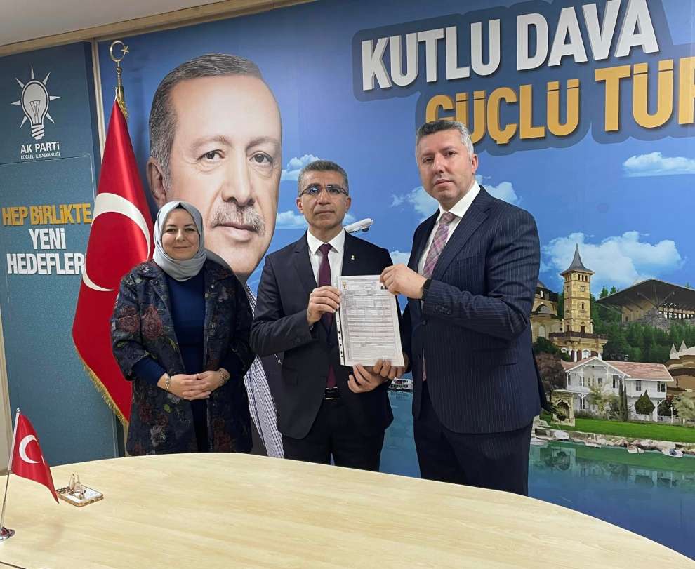 Av. Ufuk Ekinci 14 Mayıs 2023 genel seçimlerinde AK Parti Kocaeli milletvekili aday adaylığı için AK Parti Kocaeli İl Başkanlığı’na başvurusunu yaptı.