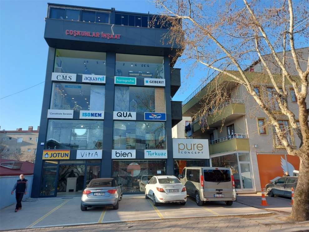 Gebze'nin tanınmış iş insanlarından Telat Coşkun'un sahibi olduğu bölgemizin en büyük yapı marketi, 7 Mart'ta resmi açılış yapacak.
