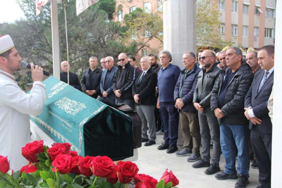 Hıdır Höbek son yolculuğuna uğurlandı