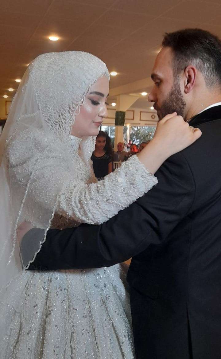 Surtek İnşaat Genel Müdürü Cahit Akbay , gerçekleşen görkemli bir düğünle dünyaevine girdi.