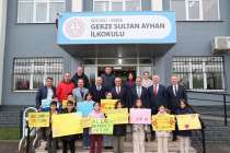 Sultan Ayhan İlkokulu’nda Yarıyıl Karneleri Dağıtıldı