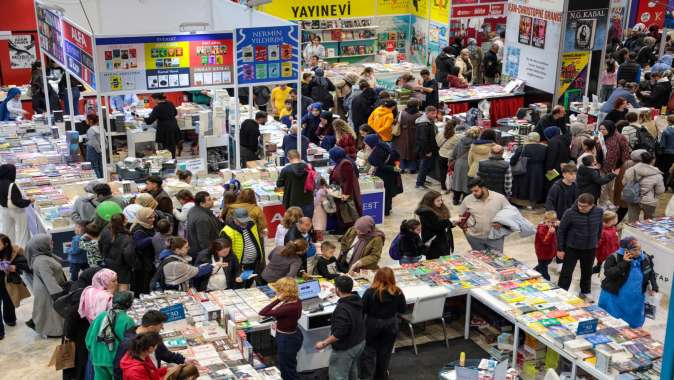 1 milyon 48 bin 526 ziyaretçi