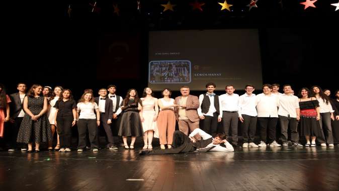 18. LİSELER ARASI TİYATRO FESTİVALİ TAMAMLANDI