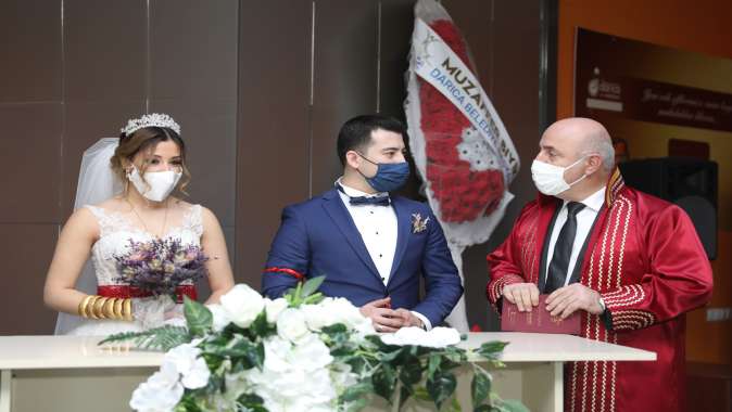 2020 yılında Darıcada bin 256 çift evlendi