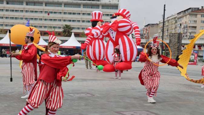 23 Nisan şenlikleri renkli etkinliklerle başladı