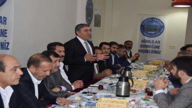 Ağrı’lılardan Şayir ve Yaman’a Sıcak Karşılama