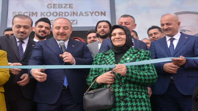 AK Parti Gebze SMKye Bakanlı Açılış