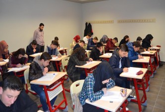 Akademi Lise’de sınav heyecanı