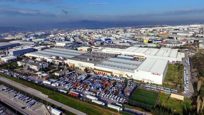 Anadolu Isuzu, üretim tesislerinde basınla buluştu