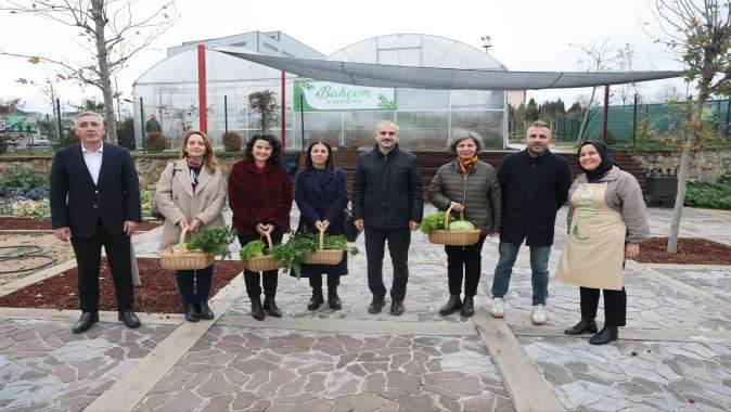 Bahçem Çayırovada Toprak ve Sanat atölyesi etkinliği gerçekleştirildi