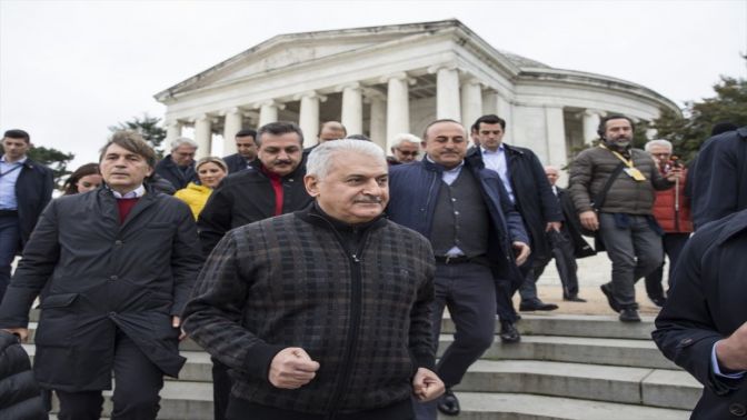 Başbakan Yıldırım Washingtonda yürüyüş yaptı