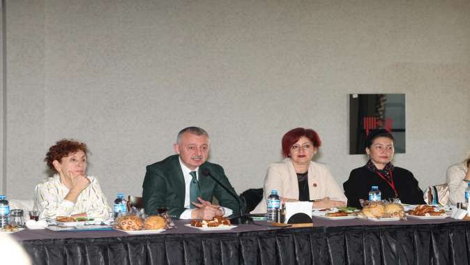 Başkan Büyükakın: “Büyüklerimiz, şehrimizin hazineleridir”