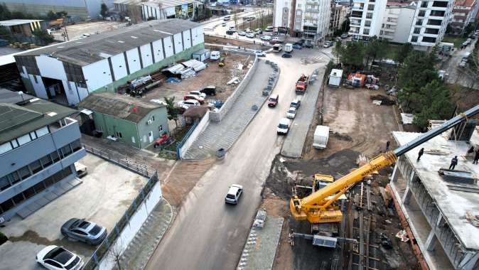 Bir neşter de Ahmet Penbegüllü Bulvarı’na
