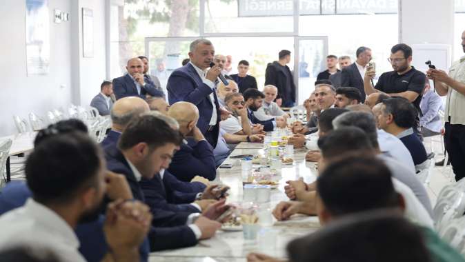 Büyükakın, Çayırova’da dernekleri ziyaret etti