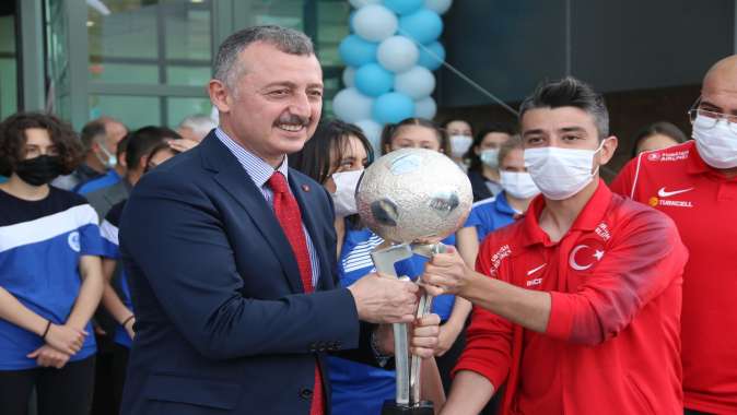 Büyükakın: GEBZESEM çocuk ve gençleri spora yönlendirecek