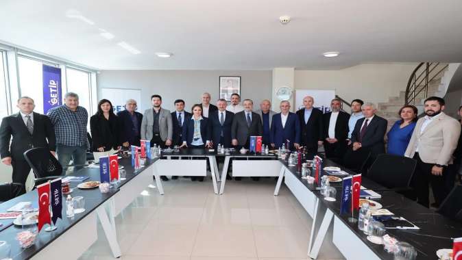 Büyükakın ile Talus, Gebze’de iş insanlarıyla buluştu