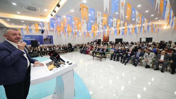 Büyükakın: “Onlar konuşur, biz yaparız!”
