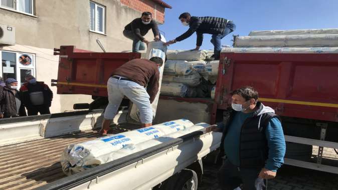 Büyükşehir Belediyesi’nin sera desteği çiftçilerin yüzünü güldürdü