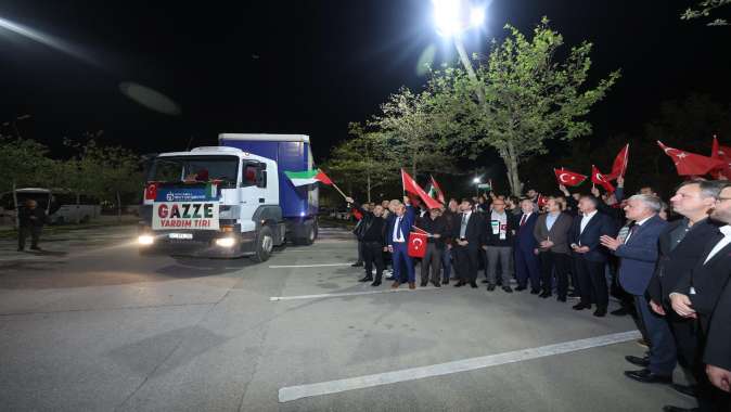 Büyükşehir’in ilk yardım tırları Gazze’ye yola çıktı