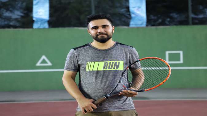 Büyükşehir tenis severleri buluşturdu