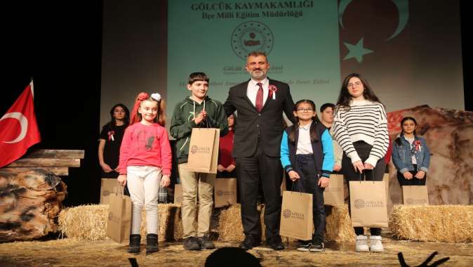 ÇANAKKALE ZAFERİ ŞEHİTLERİ GÖLCÜKTE TÖRENLERLE ANILDI