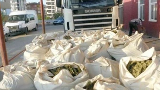 Çanakkalede 1,5 ton esrar ele geçirildi