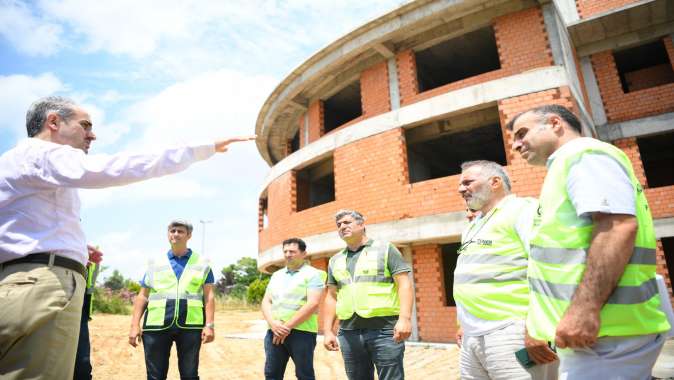 Çayırova’da projeler hızla ilerliyor