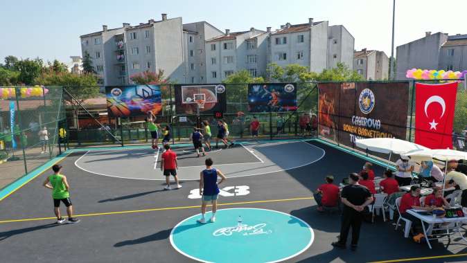 Çayırova’da sokak basketbolu turnuvası