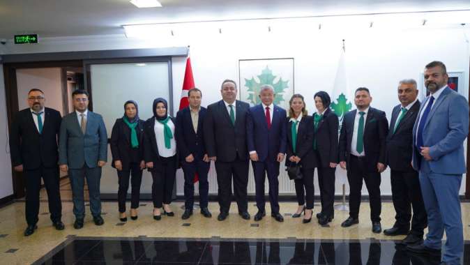 Çayırova Gelecek Teşkilatından Genel Başkan Davutoğlu’na Ziyaret