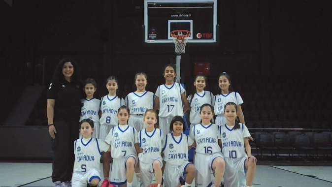 Çayırova’nın minik basketbolcuları şampiyon oldu