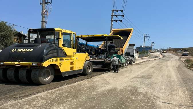 Çayırova Şekerpınar’da üstyapı yenileme çalışması