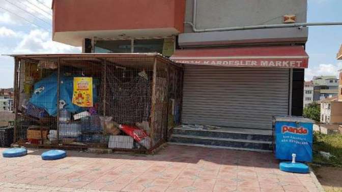 Çayırovada Market sahibini öldürüp, kasadaki paraları aldı