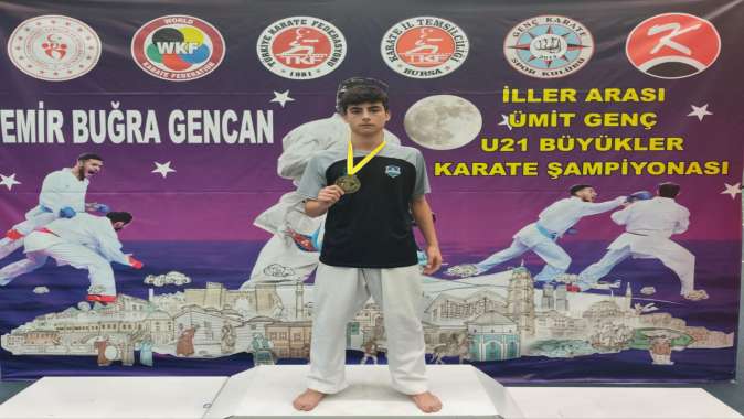 Çayırovalı karatecilerden üç madalya birden