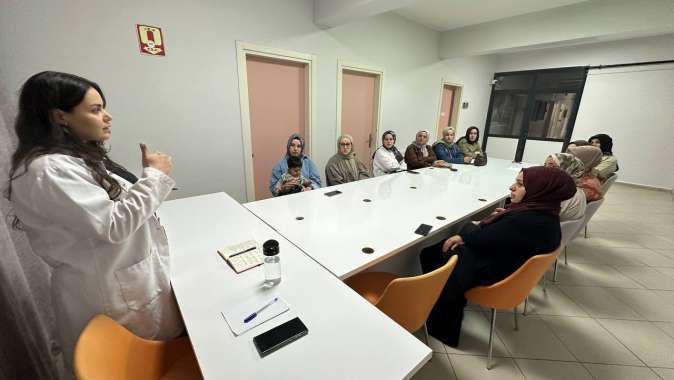 Çayırovalı veliler, rehberlik servisi hizmetiyle bilgileniyor