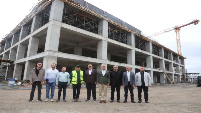 Çiftçi, “Şehrimizin hayali kat kat yükseliyor”