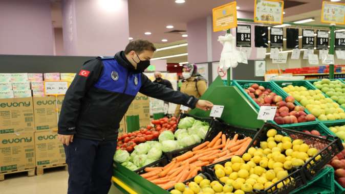 Darıca Belediyesi zabıta ekiplerinden marketlere KDV indirimi denetimi