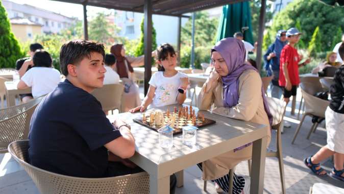 Darıca’da Dünya Satranç Günü’ne Özel Bahçe Satrancı Turnuvası