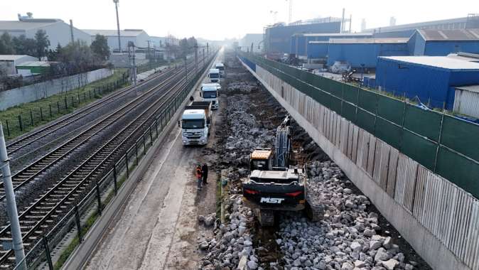 Darıca Dutluk Sokak’a Büyükşehir neşteri