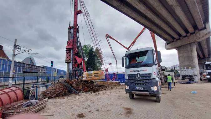 Darıca Osmangazi Köprüsü için 97 adet fore kazık çakılıyor