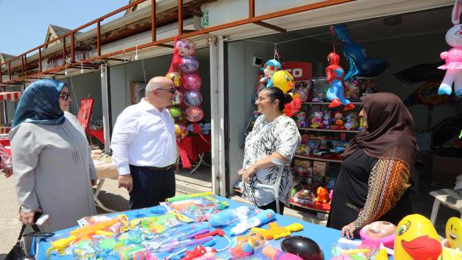 Darıcalı kadınlar hünerlerini sergiliyor