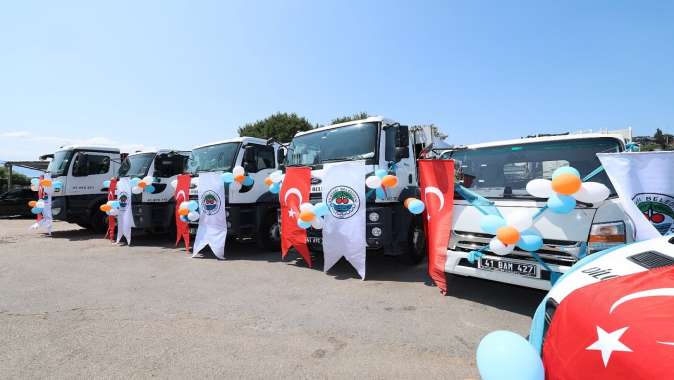 Dilovası Belediyesi Yeni Araçlarını Tanıttı