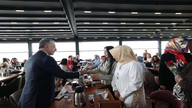 Dilovası’nda Anneler Günü’ne Özel Anlamlı Buluşma