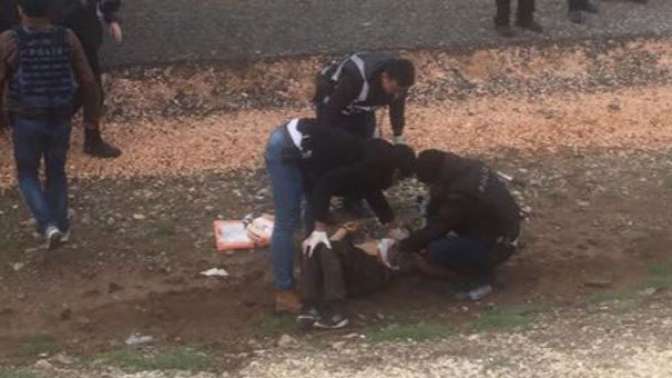 Diyarbakırda şok! Nevruz alanına bıçakla girmek isteyen kişi vuruldu