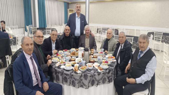 Erzurumlular Vakfı, eğitimin mimarlarını iftar sofrasında ağırladı
