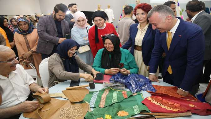 Evlilikte olduğu gibi eğitimde de hiç ayrılmadılar