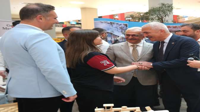 GEBZE’DE MESLEKİ EĞİTİME YOĞUN İLGİ